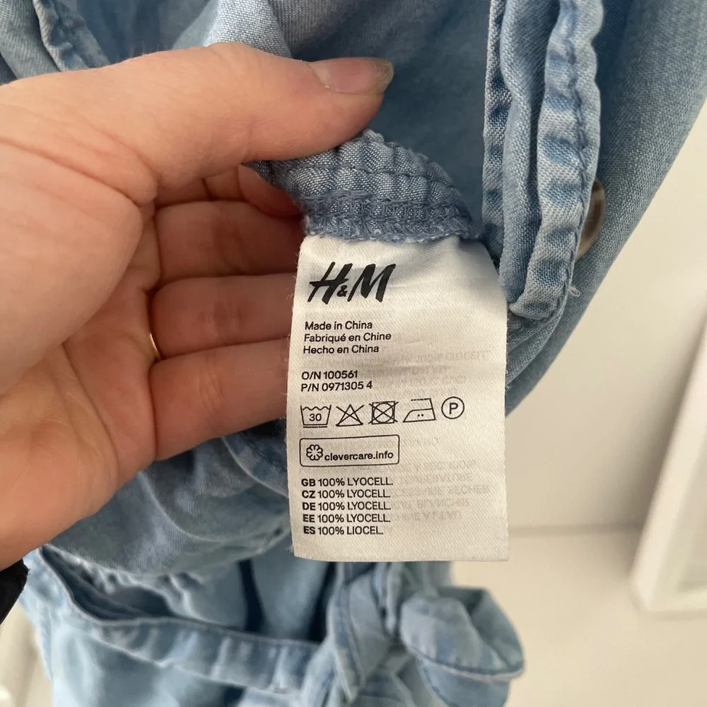 H&M lyocell light denim jumpsuit - Picture 6 of 7